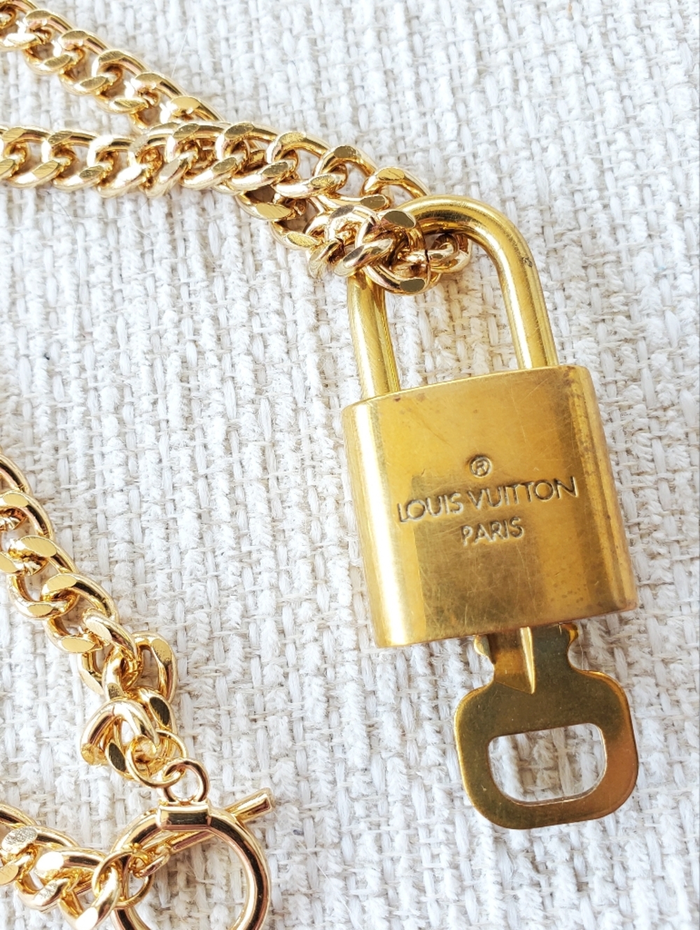 Authentic Louis Vuitton Lock & Key Padlock #307 Gold Padlock Necklace Charm - Picture 2 of 5